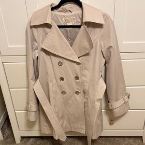 Misses MICHAEL Michael Kors Classic Tan Trench Coat, size Small, NWOT
